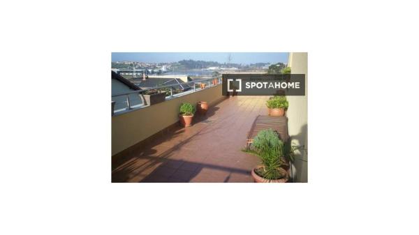 Apartamento de 3 habitaciones en alquiler en El Astillero