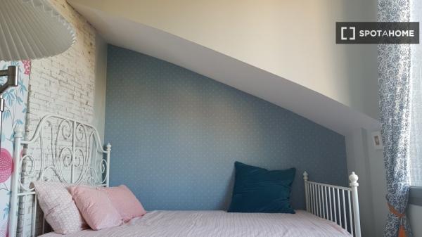 Apartamento de 3 habitaciones en alquiler en El Astillero