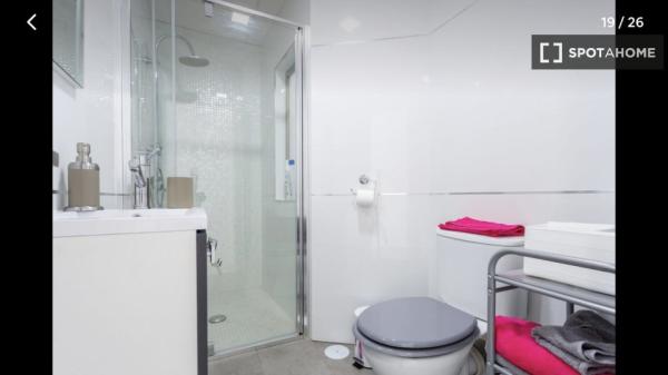 Chambre dans un appartement partagé à Cadix