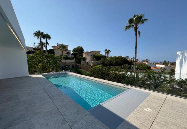 Moderna villa de lujo en La Fustera