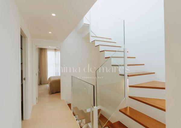 Ànima de Marès by Fornells Bay