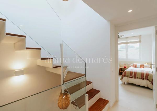 Ànima de Marès by Fornells Bay