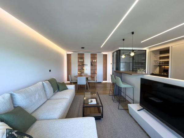 Poeta Pérez Parallé