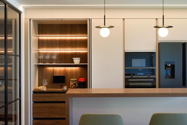 Poeta Pérez Parallé