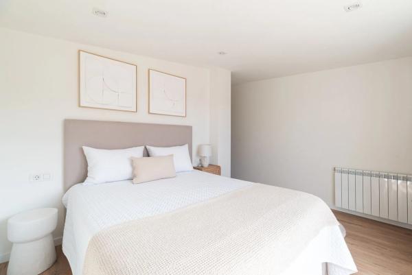 Edificio Los Rosales 28