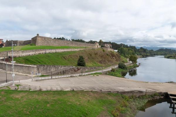Edificio Los Rosales 28