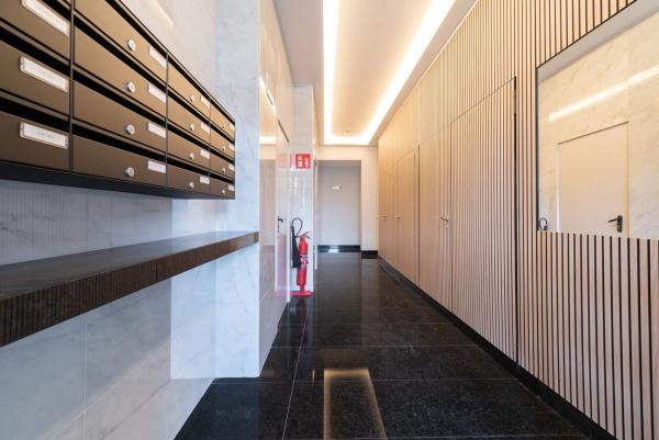 Edificio Los Rosales 28