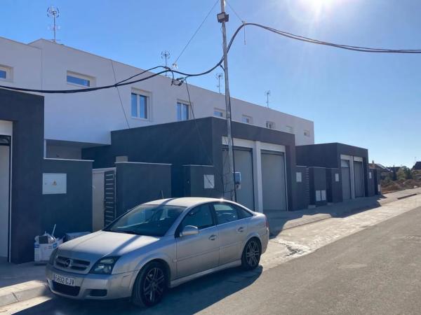 IV Fase Adosados Jardines de Campo Alegre