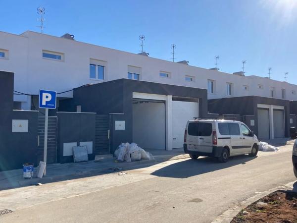 IV Fase Adosados Jardines de Campo Alegre