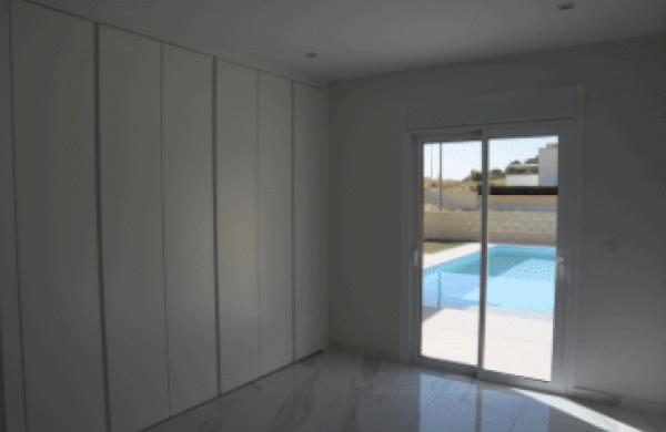 VILLA MENORCA URBANIZACIÓN LA ROMANA