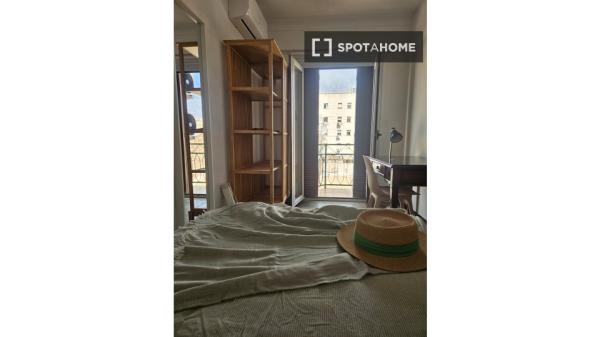 Room in shared apartment in Palma