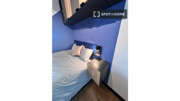 Zimmer in einer Wohngemeinschaft in San Matías-Realejo, Granada