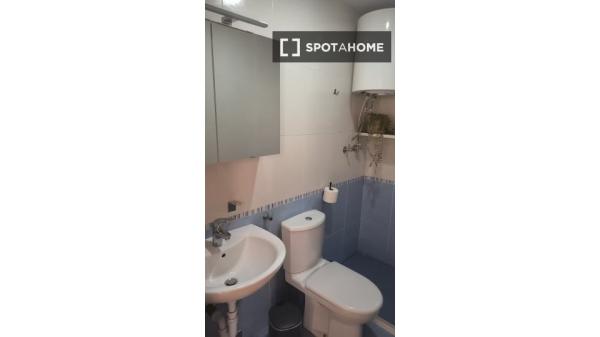 Piso de 2 dormitorios en alquiler en Almería