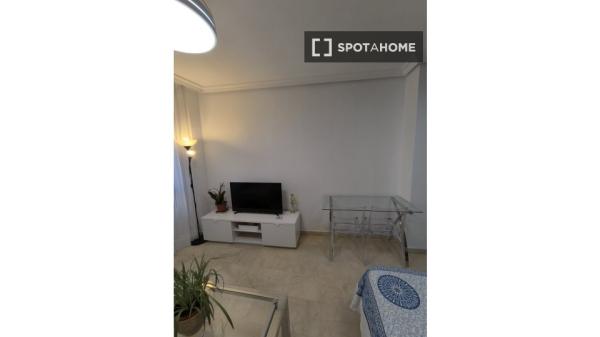 Estudio en alquiler en Delicias, Madrid