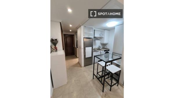 Estudio en alquiler en Delicias, Madrid