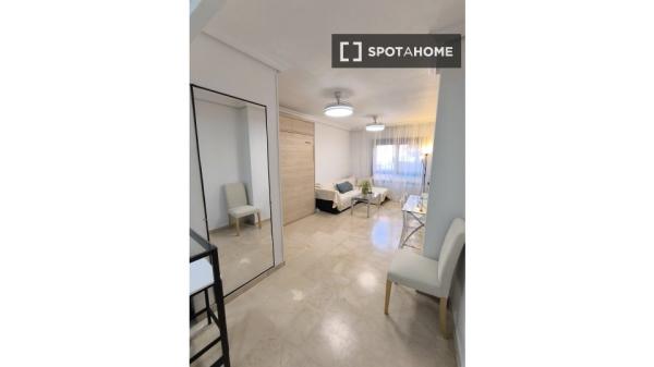 Estudio en alquiler en Delicias, Madrid