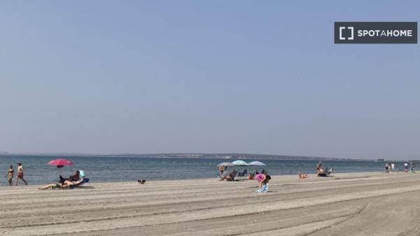 Piso de 3 dormitorios en alquiler en Santa Pola, Alicante