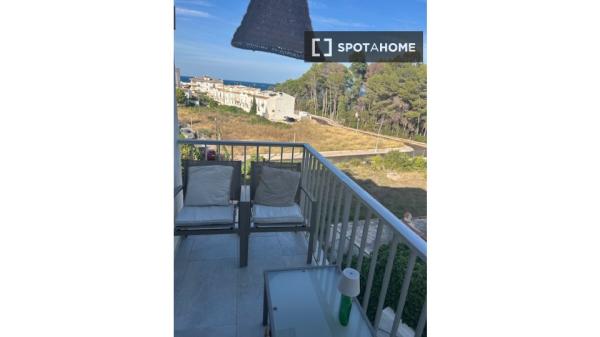 Apartamento de 3 dormitorios en alquiler en Jávea, Alicante