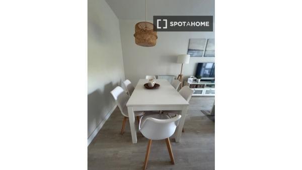 Apartamento de 3 dormitorios en alquiler en Jávea, Alicante