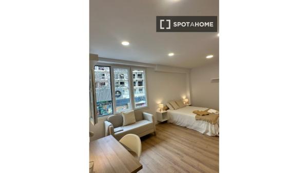 Habitación en piso compartido en alquiler en Triana, Las Palmas.