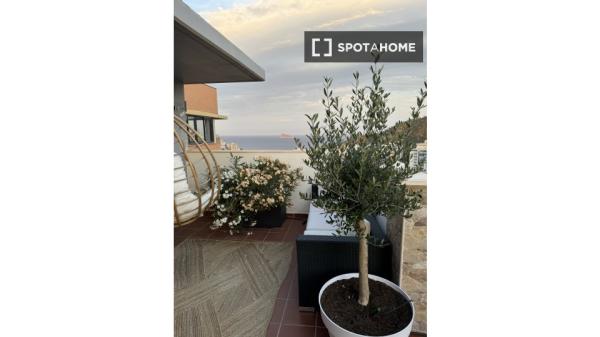 Piso de 3 dormitorios en alquiler en Villajoyosa, Alicante