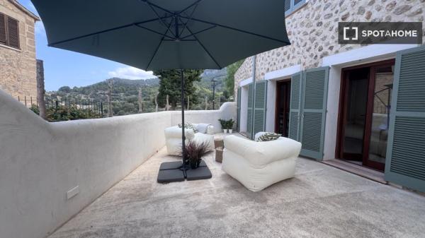 Apartamento de 2 habitaciones en alquiler en Estellencs