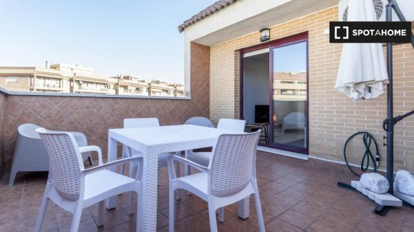 Piso entero de 2 dormitorios en valència.