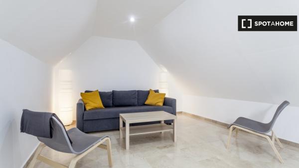 Piso entero de 2 dormitorios en valència.