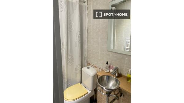 Habitación en piso compartido en alquiler en Mataró, Barcelona