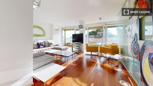 Piso de 3 dormitorios en alquiler en Santa Pola, Alicante