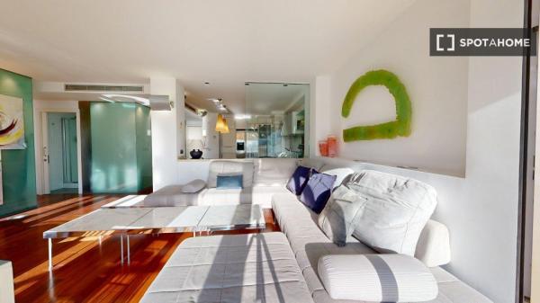 Piso de 3 dormitorios en alquiler en Santa Pola, Alicante