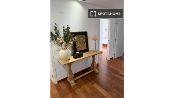 Apartamento de 5 dormitorios en alquiler en Jávea, Alicante