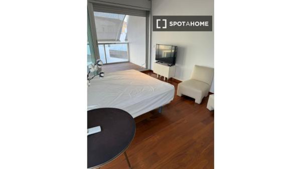 Apartamento de 5 dormitorios en alquiler en Jávea, Alicante