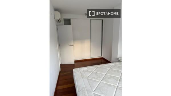 Apartamento de 5 dormitorios en alquiler en Jávea, Alicante