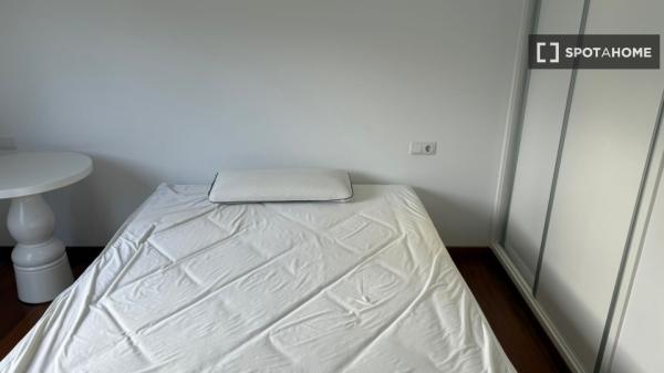 Apartamento de 5 dormitorios en alquiler en Jávea, Alicante
