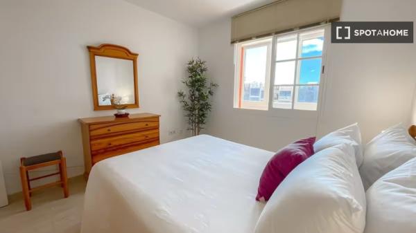 Se alquila piso de 2 habitaciones en Pájara.