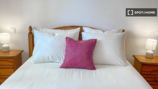 Se alquila piso de 2 habitaciones en Pájara.