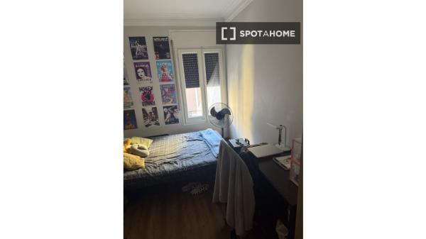 Zimmer in Wohngemeinschaft zu vermieten, El Raval, Barcelona