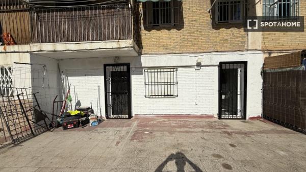 Habitación en piso compartido en Alicante (Alacant)