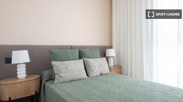 Apartamento de 2 habitaciones en alquiler en Los Remedios