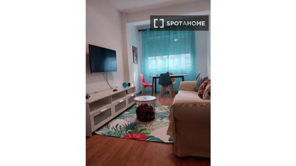 Piso de 2 dormitorios en alquiler en Vigo