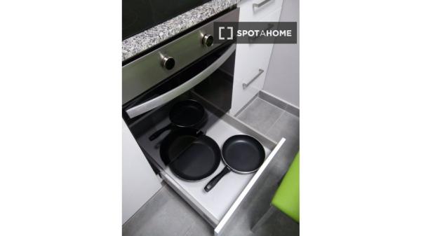 Piso en alquiler de 3 habitaciones en Ibarrekolanda, Bilbao