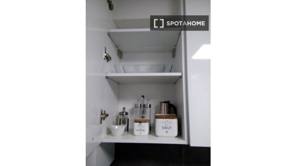 Piso en alquiler de 3 habitaciones en Ibarrekolanda, Bilbao