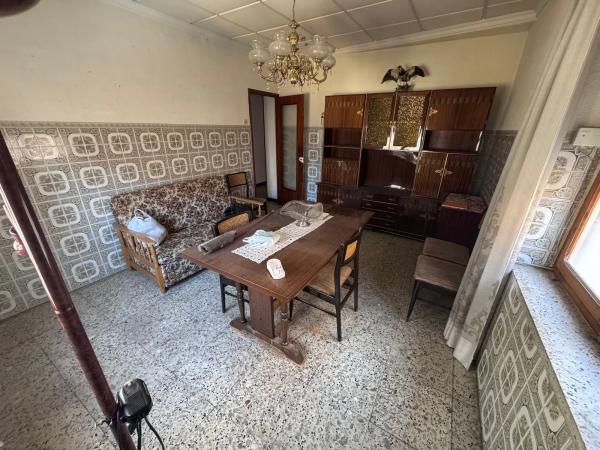 Chalet pareado en CL Colon