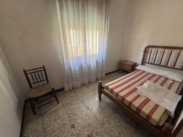 Chalet pareado en CL Colon