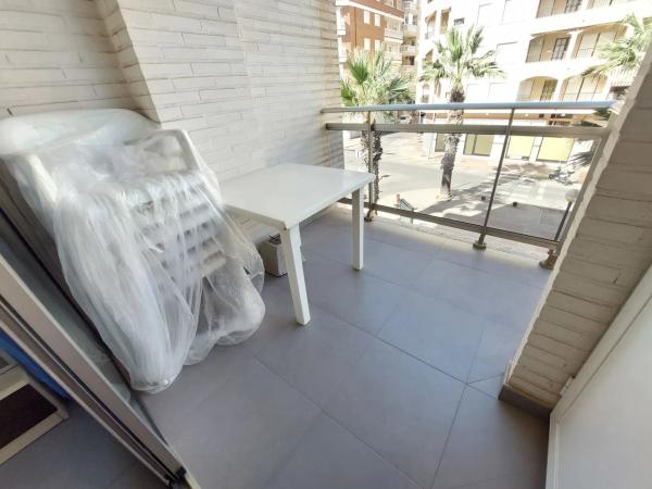 Piso en av. cervantes, 25