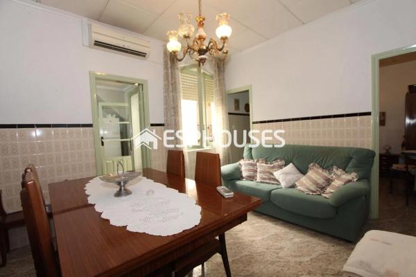 Chalet en Zona Pueblo