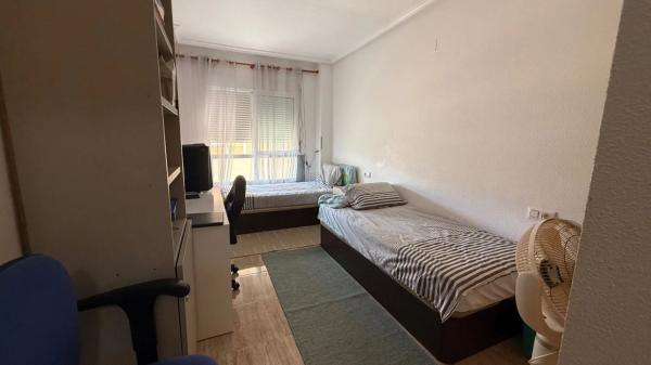 Piso en Los Montesinos