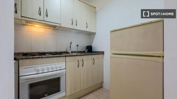 Estudio en alquiler en La Bordeta, Barcelona