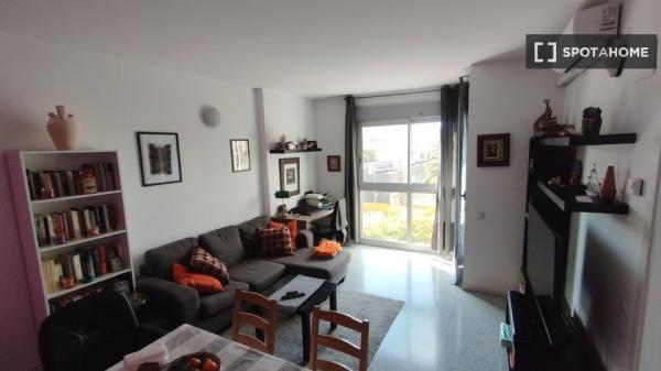 Habitación en piso compartido, Sant Adrià de Besòs, Barcelona